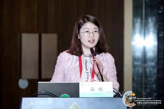 中草药泡脚功效无码h片在线观看加载快递，解锁古老智慧的健康秘密